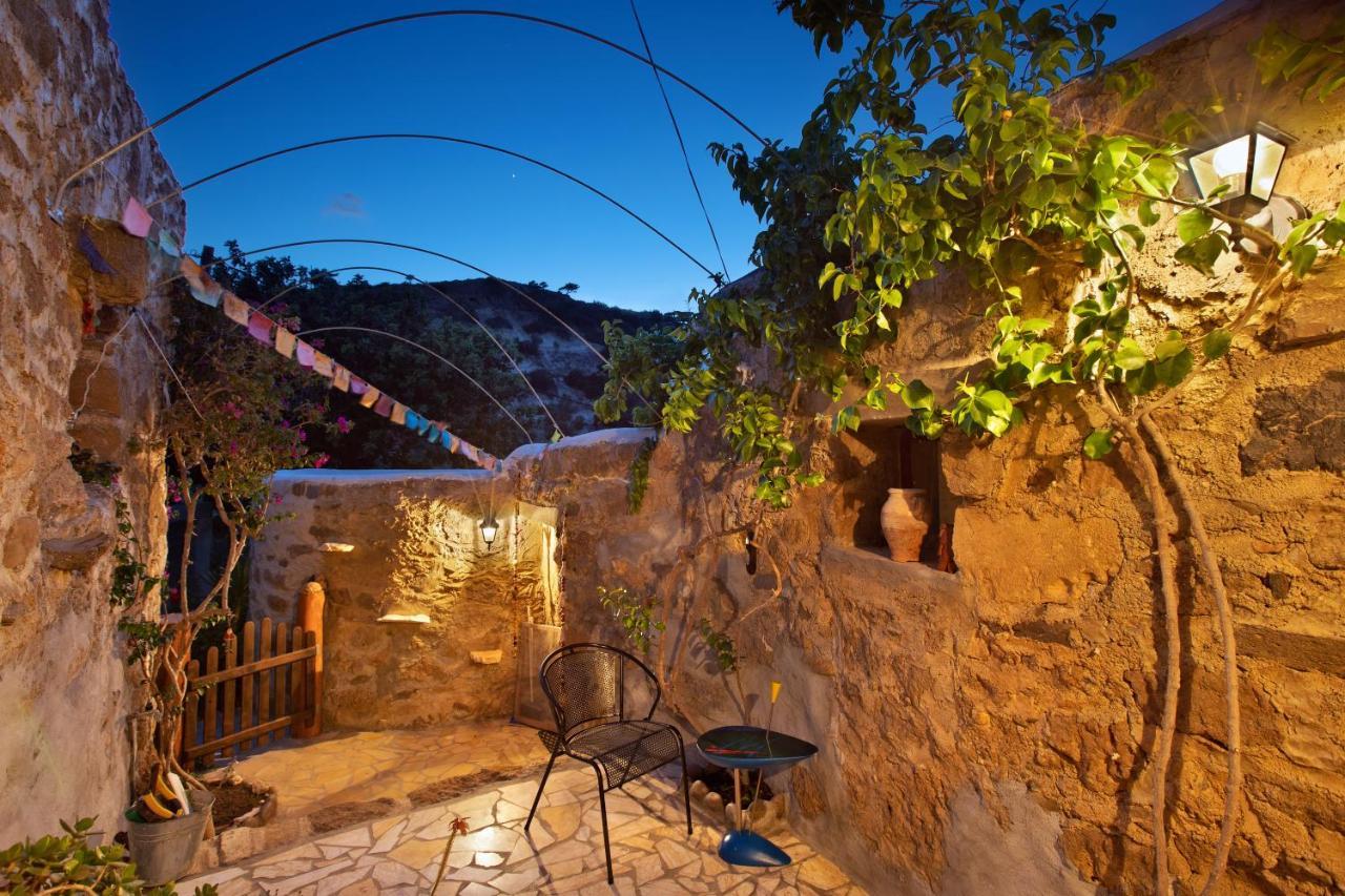 Natura Cottages Makrýgialos Extérieur photo